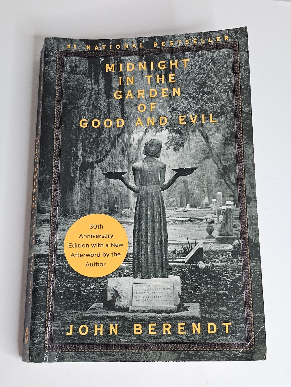 Midnight in the Garden of Good and Evil John Berendt 30th Anniv PB Book Savannah